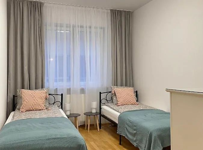 Apartman Przy Atrium Okolice Stacji Metra Rondo Onz *