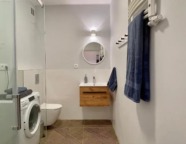 Apartman Przy Atrium Okolice Stacji Metra Rondo Onz Varsó