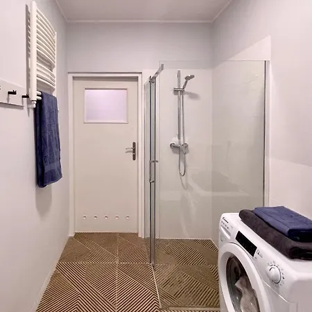 Przy Atrium Okolice Stacji Metra Rondo Onz Varsóvia