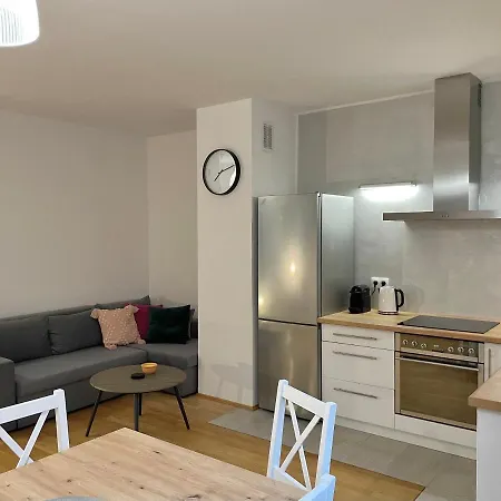 Przy Atrium Okolice Stacji Metra Rondo Onz Appartement
